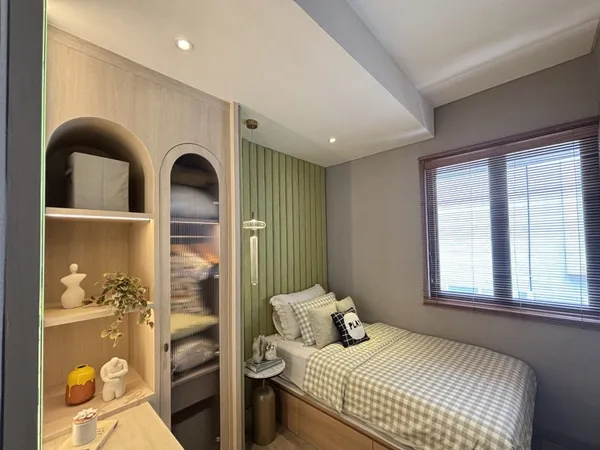 Orlens Interior 6