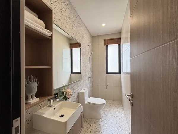 Orlens Interior 7